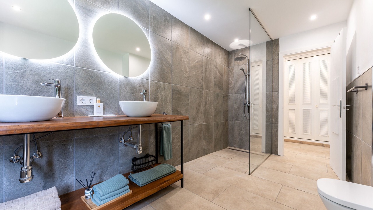 Photo of Bathroom in Carib Playa