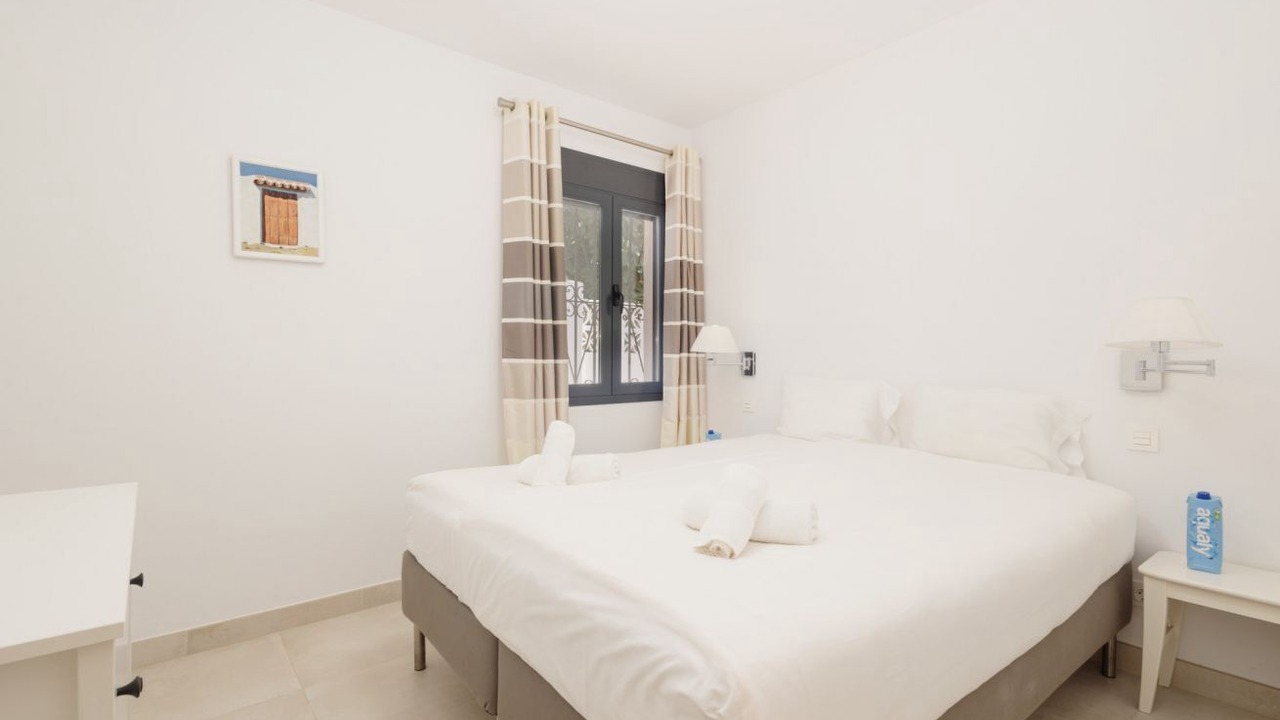 Photo of Bedroom in Urbanizacion Costabella