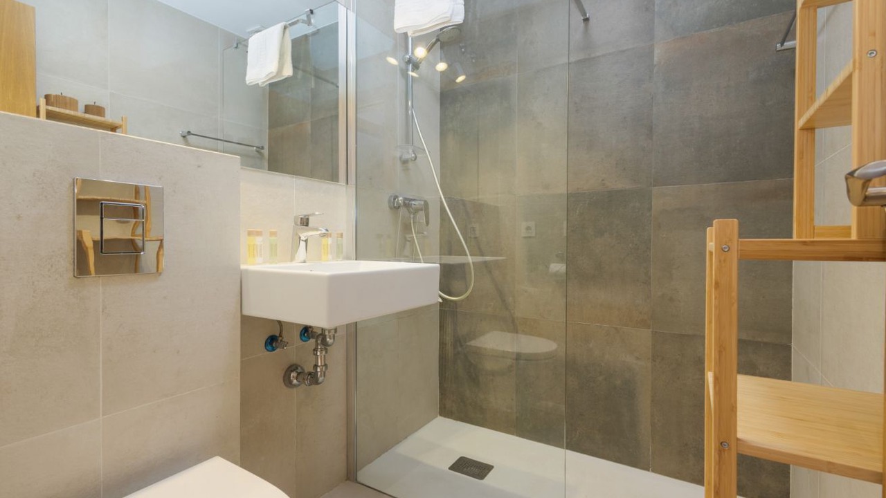 Photo of Bathroom in Urbanizacion Costabella