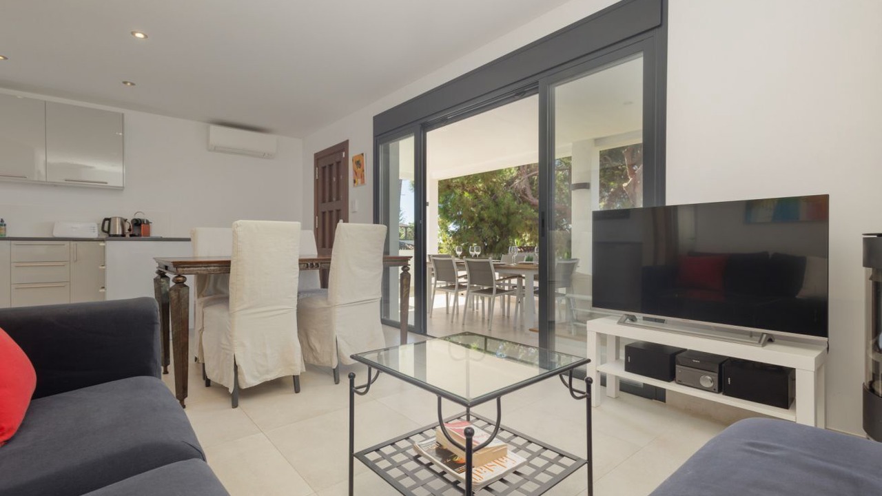 Photo of Livingroom in Urbanizacion Costabella