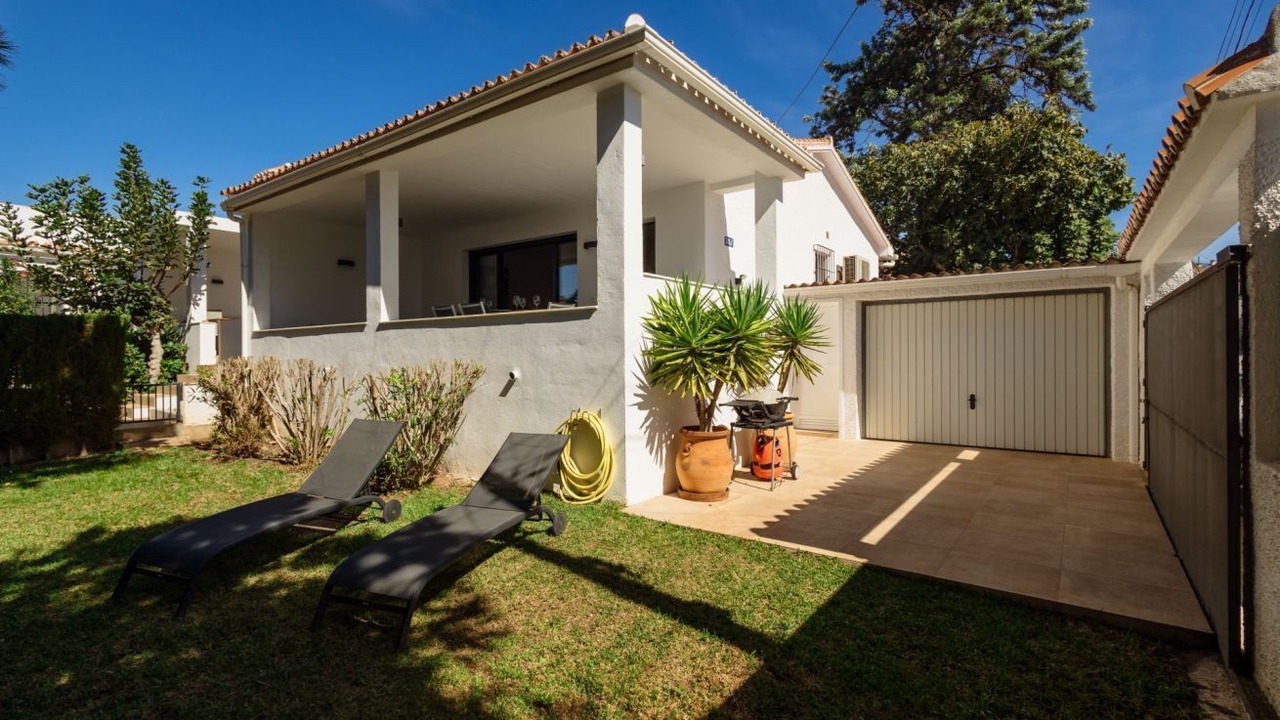 Photo of Patio Balcony in Urbanizacion Costabella