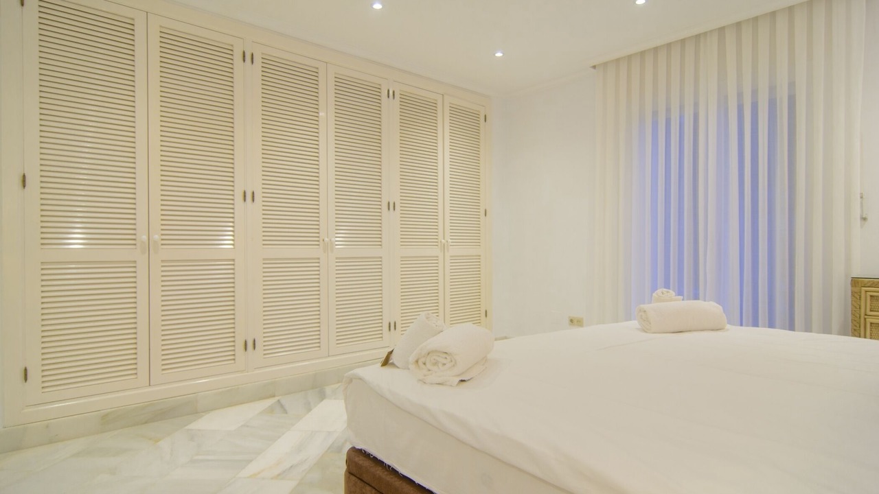 Photo of Bedroom in Nikki Beach