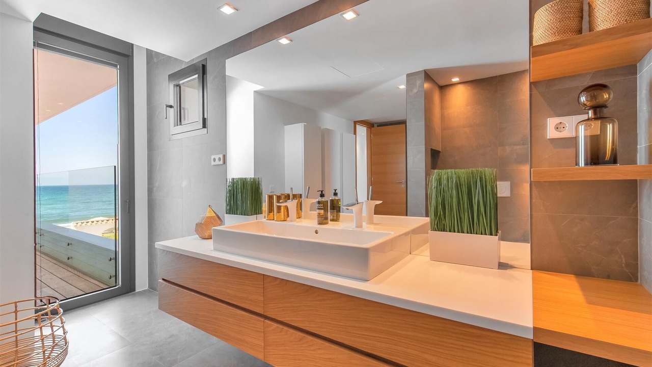Photo of Bathroom in Urbanizacion Costabella