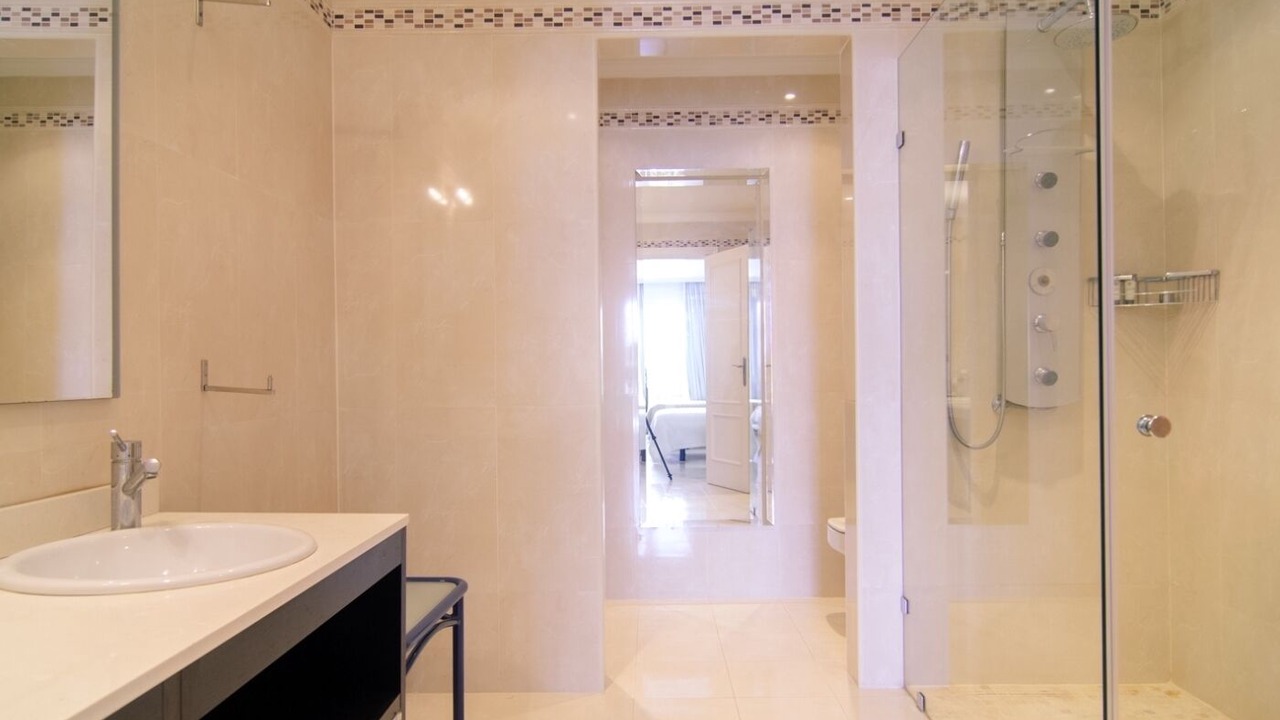 Photo of Bathroom in Nikki Beach