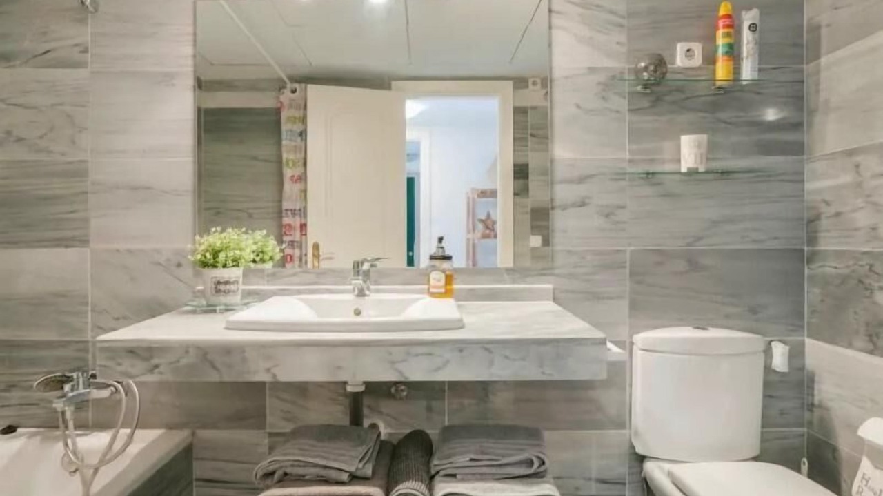 Photo of Bathroom in Marbella City Centre
