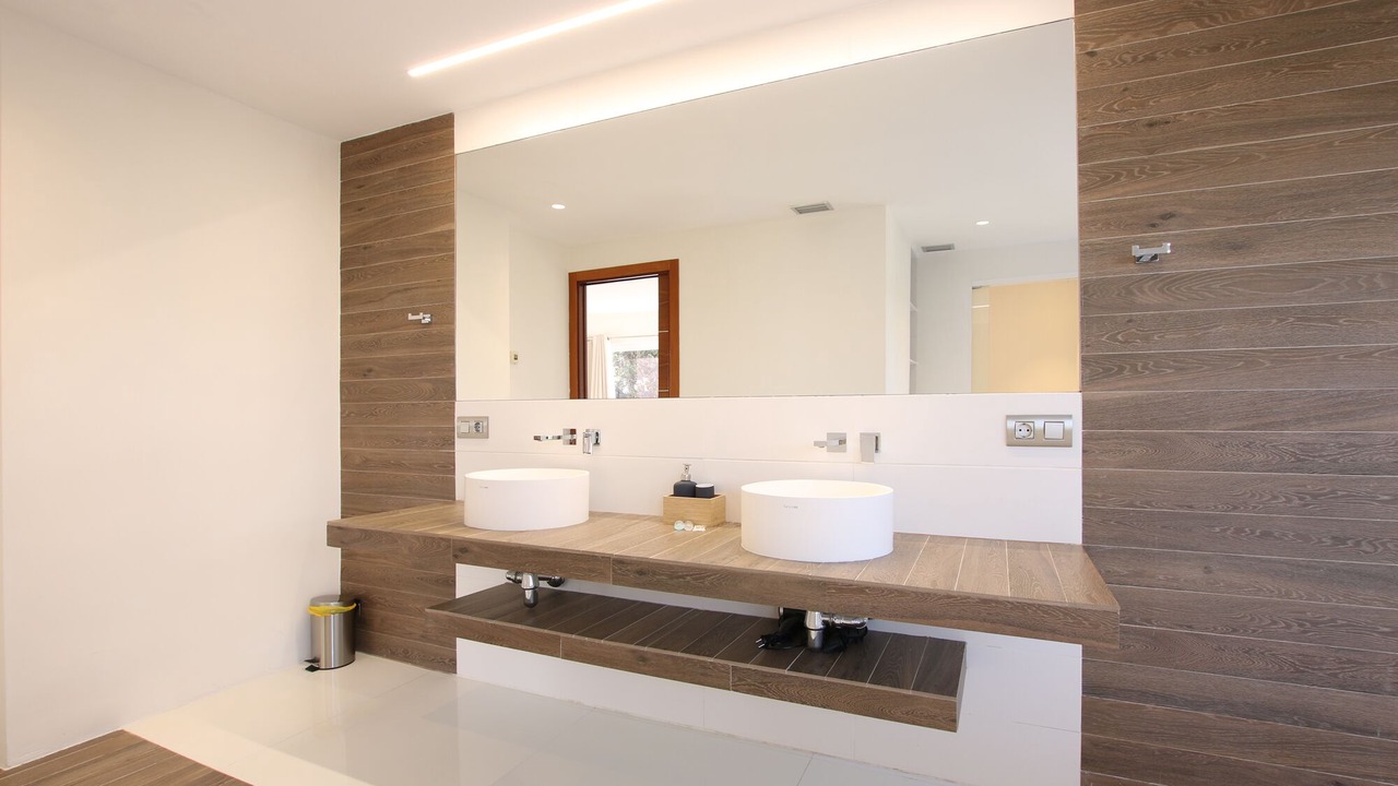 Photo of Bathroom in Urbanizacion Hacienda las Chapas