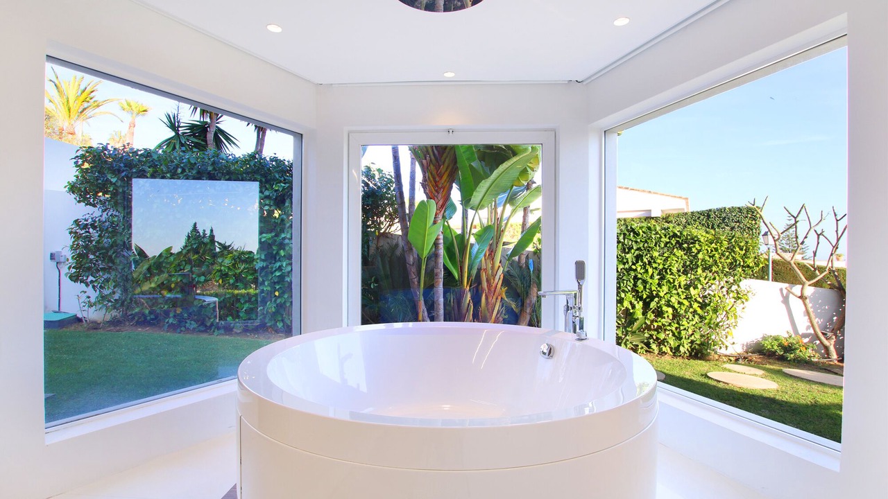 Photo of Bathroom in Urbanizacion Hacienda las Chapas