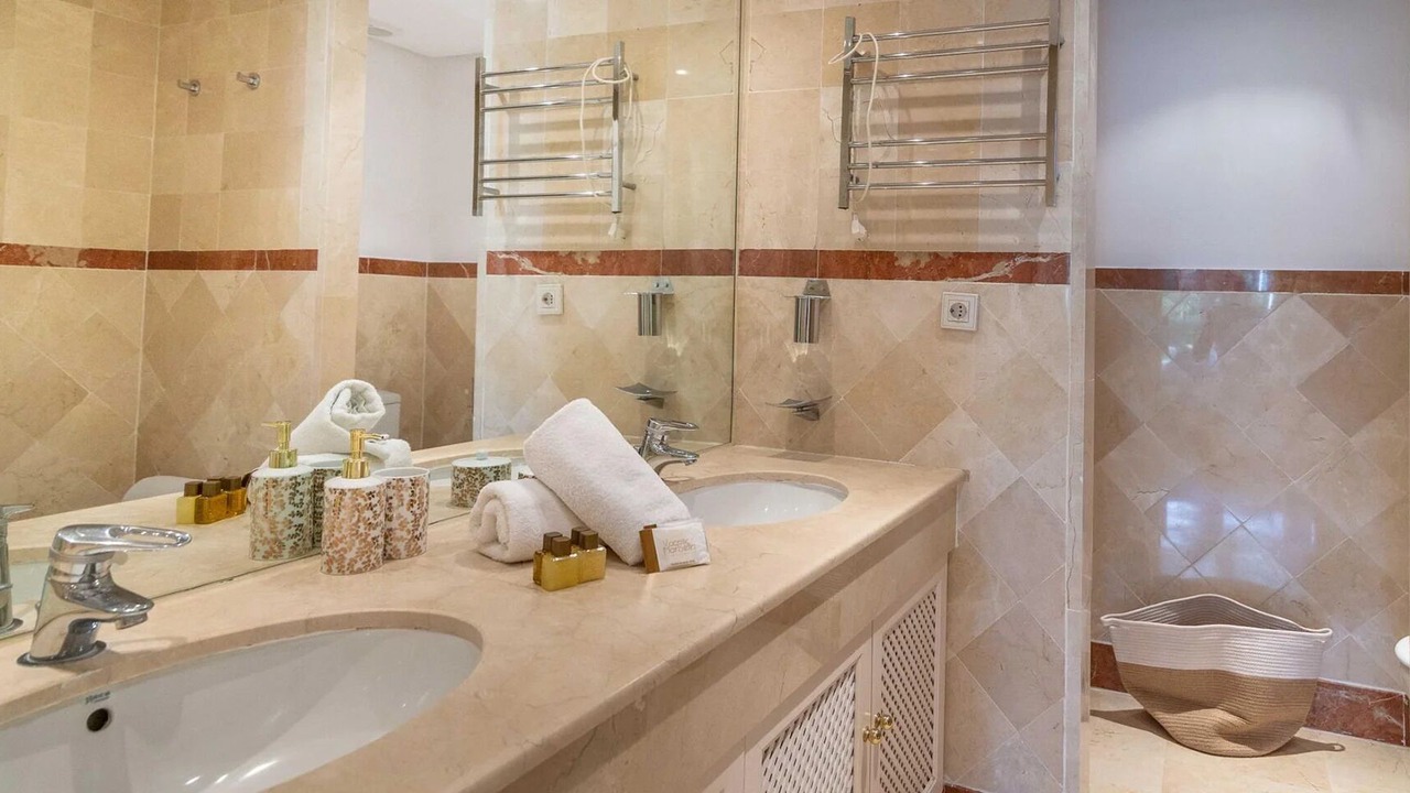 Photo of Bathroom in Puerto Banus