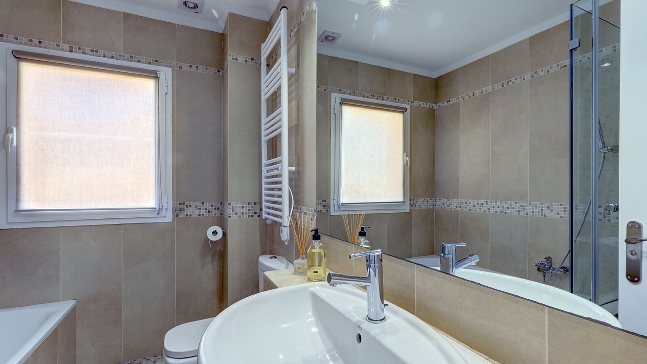 Photo of Bathroom in Carib Playa
