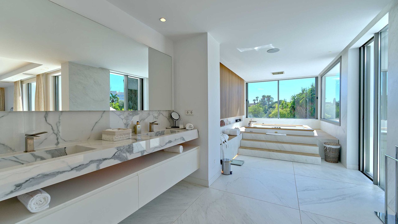 Photo of Bathroom in Puerto Banus