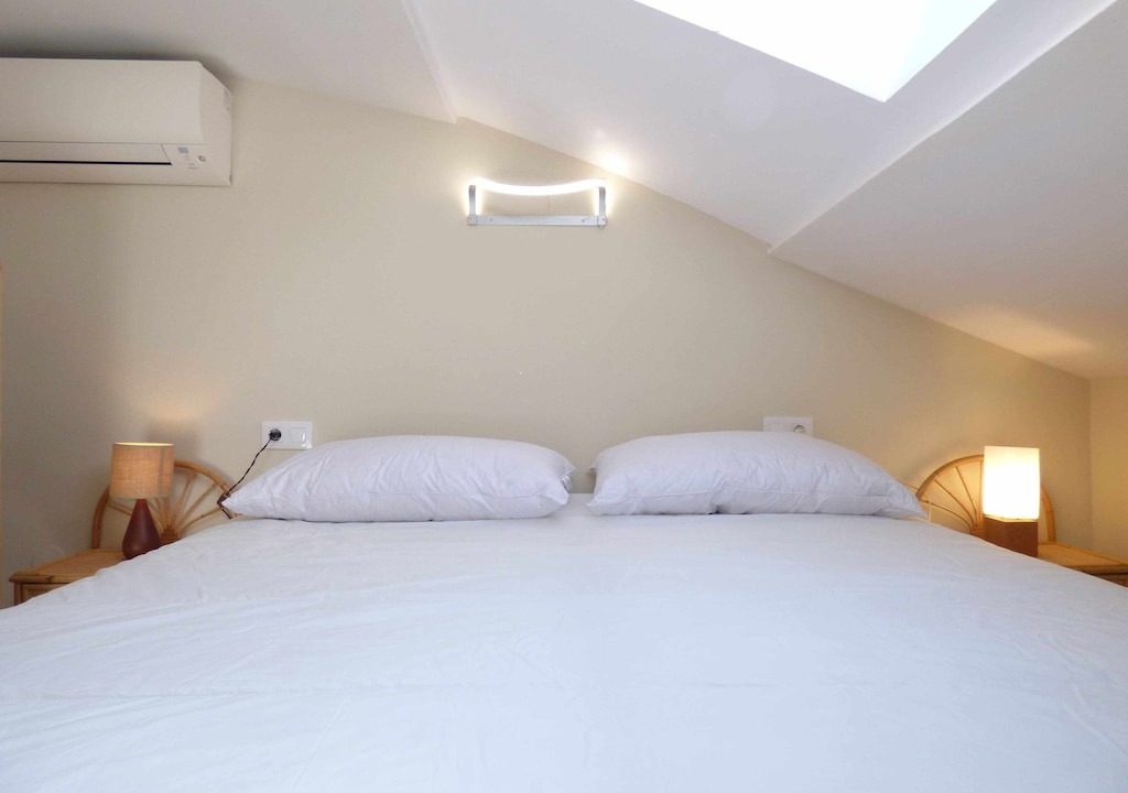 Photo of Bedroom in Artola
