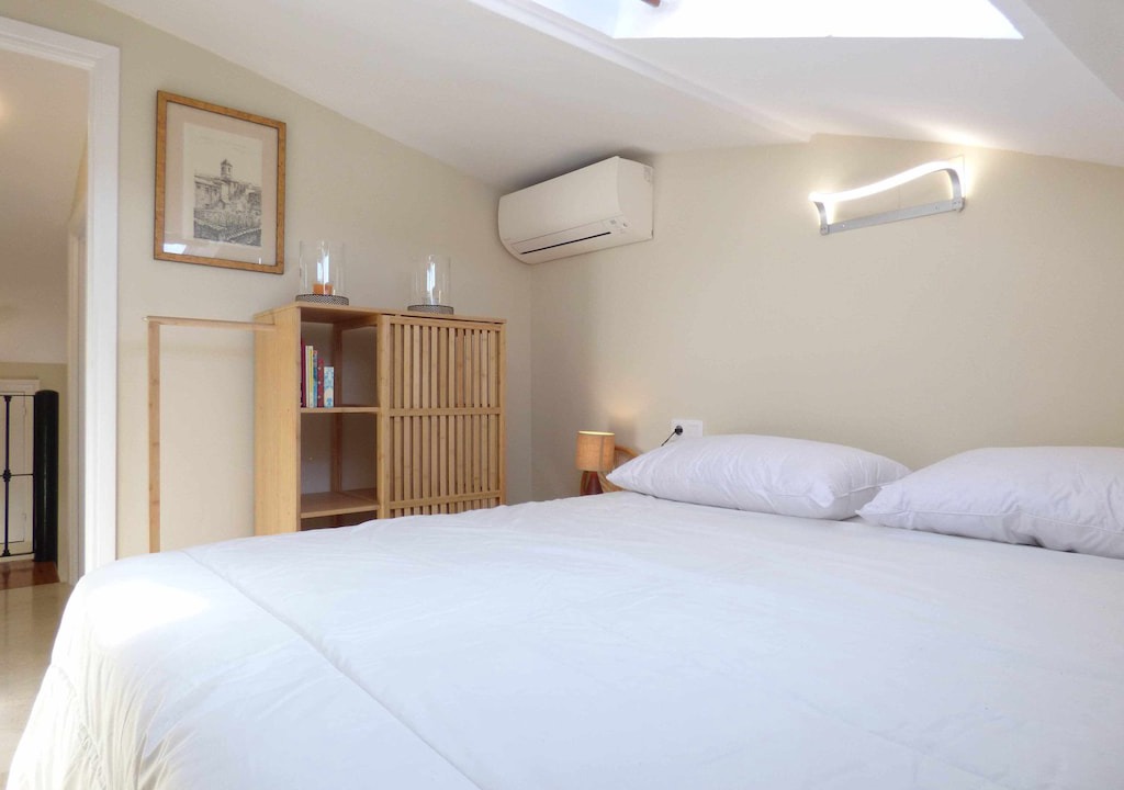 Photo of Bedroom in Artola