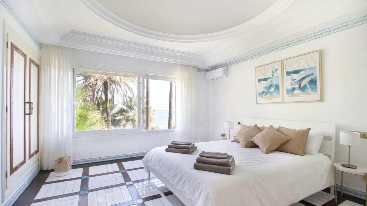 Photo of Bedroom in Golden Mile