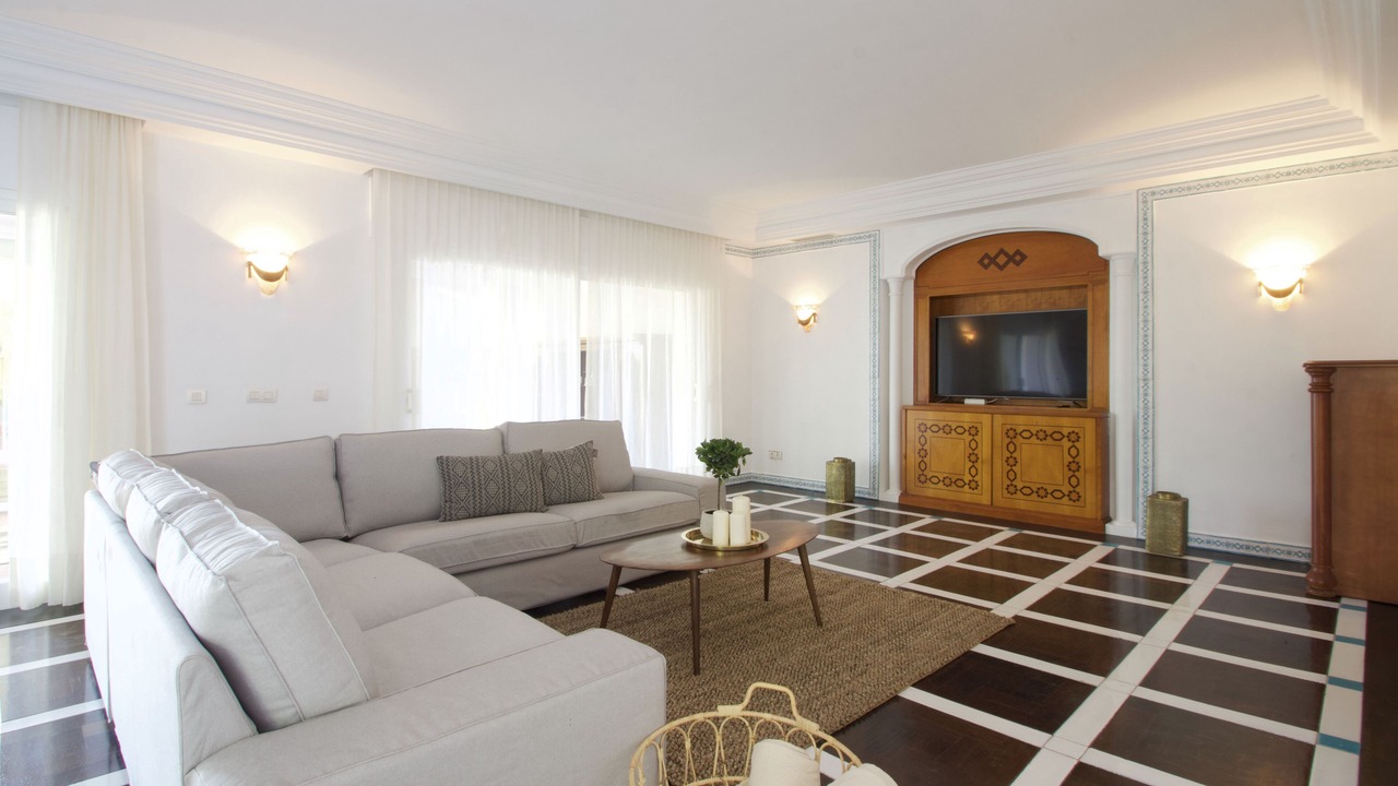 Photo of Livingroom in Golden Mile