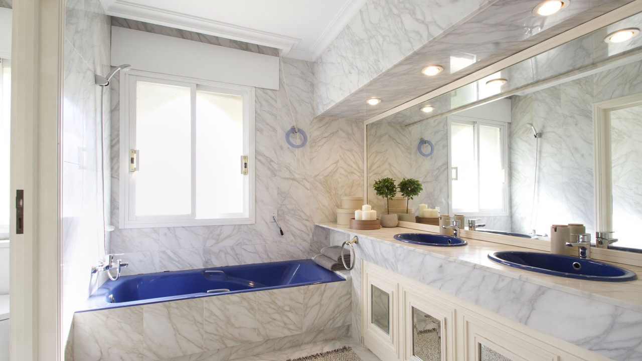 Photo of Bathroom in Golden Mile