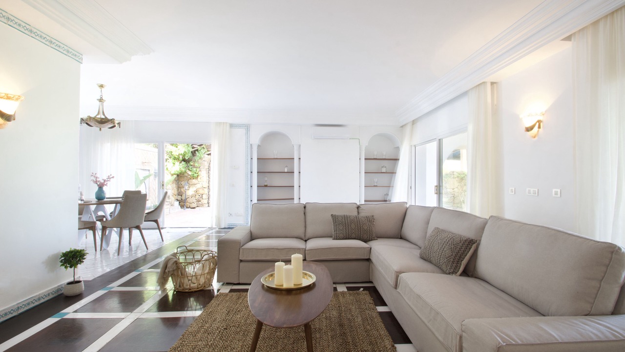 Photo of Livingroom in Golden Mile