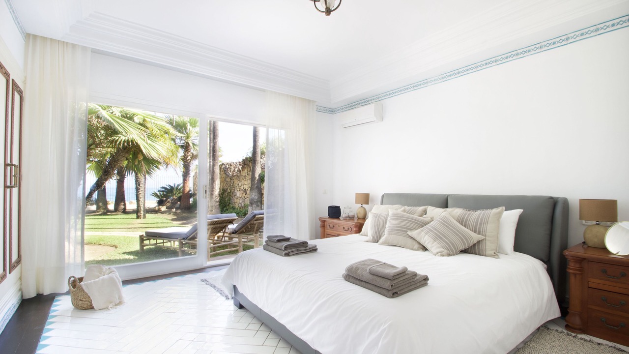 Photo of Bedroom in Golden Mile