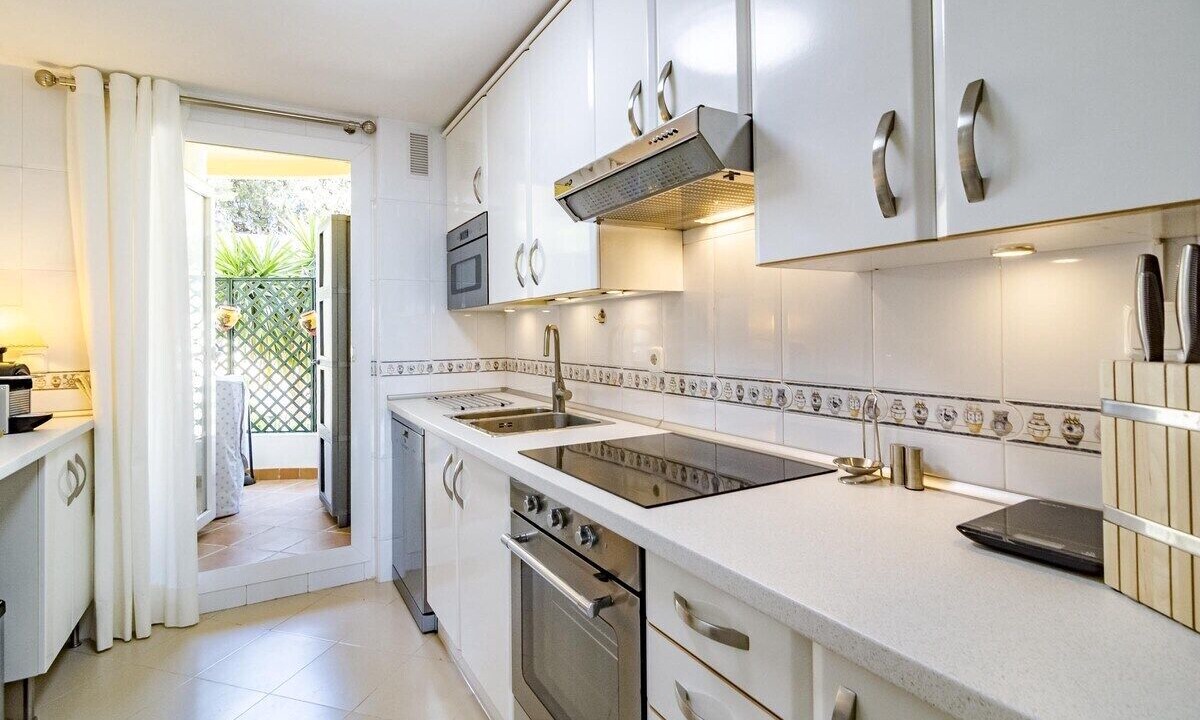 Photo of Kitchen in Nueva Andalucia