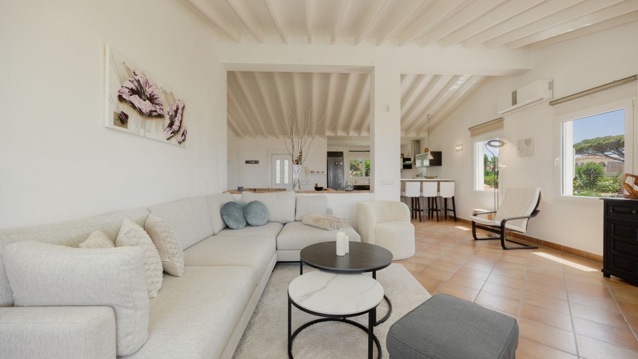 Photo of Livingroom in Urbanizacion Costabella