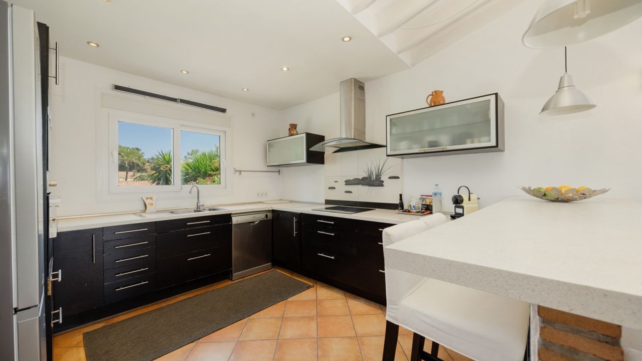 Photo of Kitchen in Urbanizacion Costabella