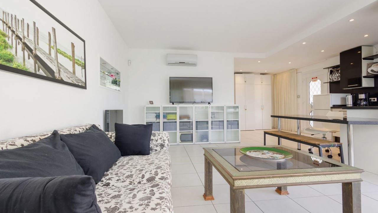 Photo of Livingroom in Urbanizacion Costabella