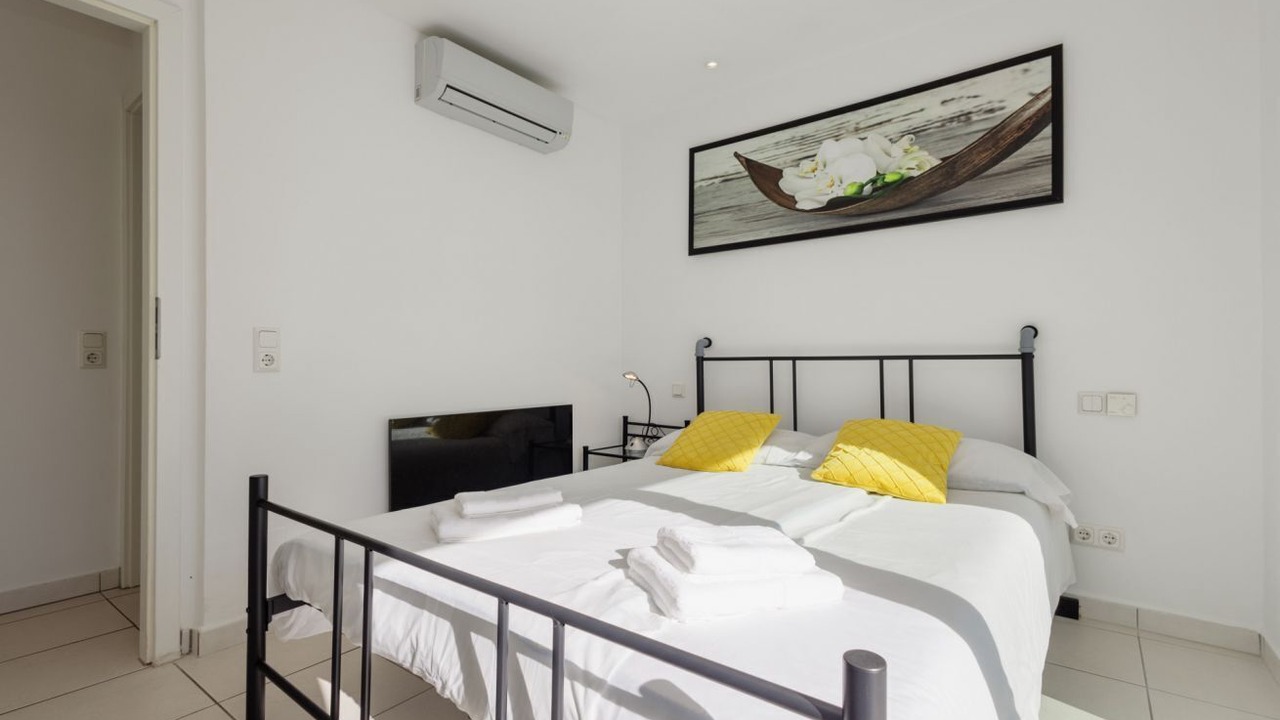 Photo of Bedroom in Urbanizacion Costabella