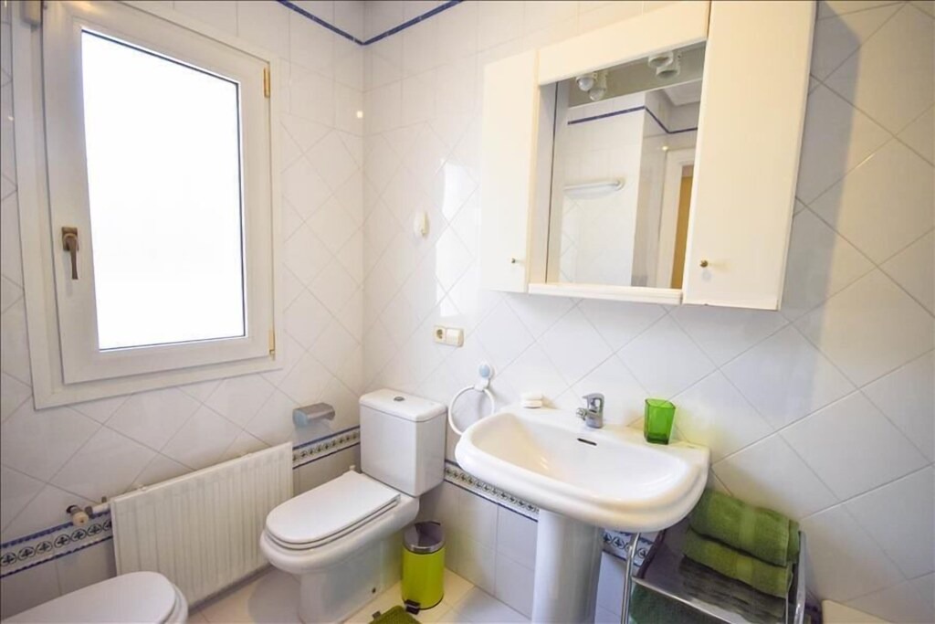 Photo of Bathroom in Urbanizacion Marbessa