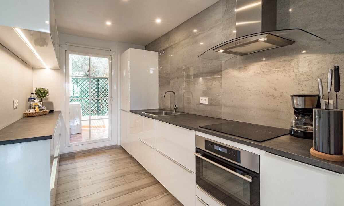 Photo of Kitchen in Nueva Andalucia