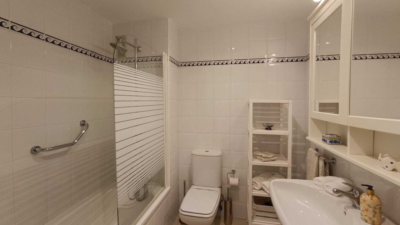 Photo of Bathroom in Urbanizacion Hacienda las Chapas