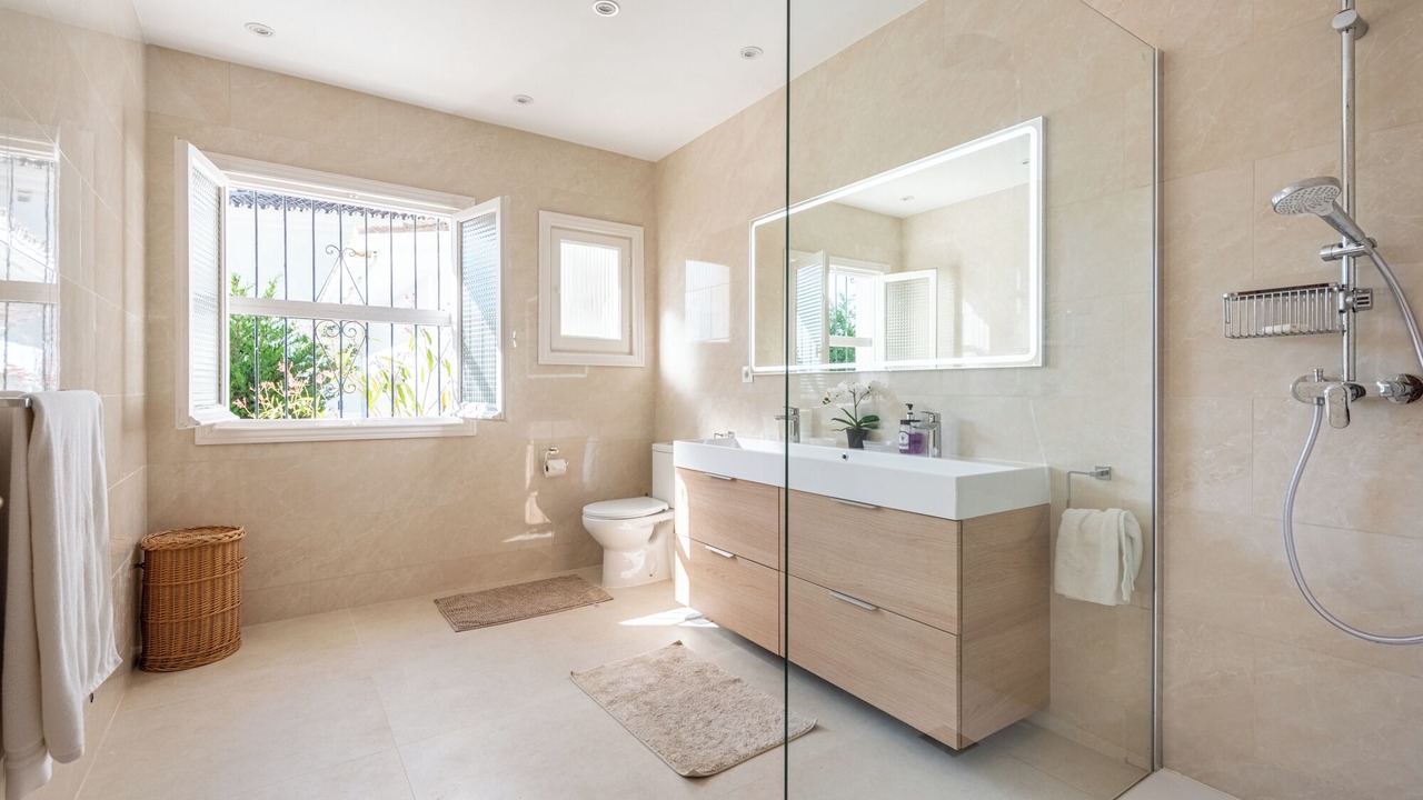 Photo of Bathroom in Nueva Andalucia