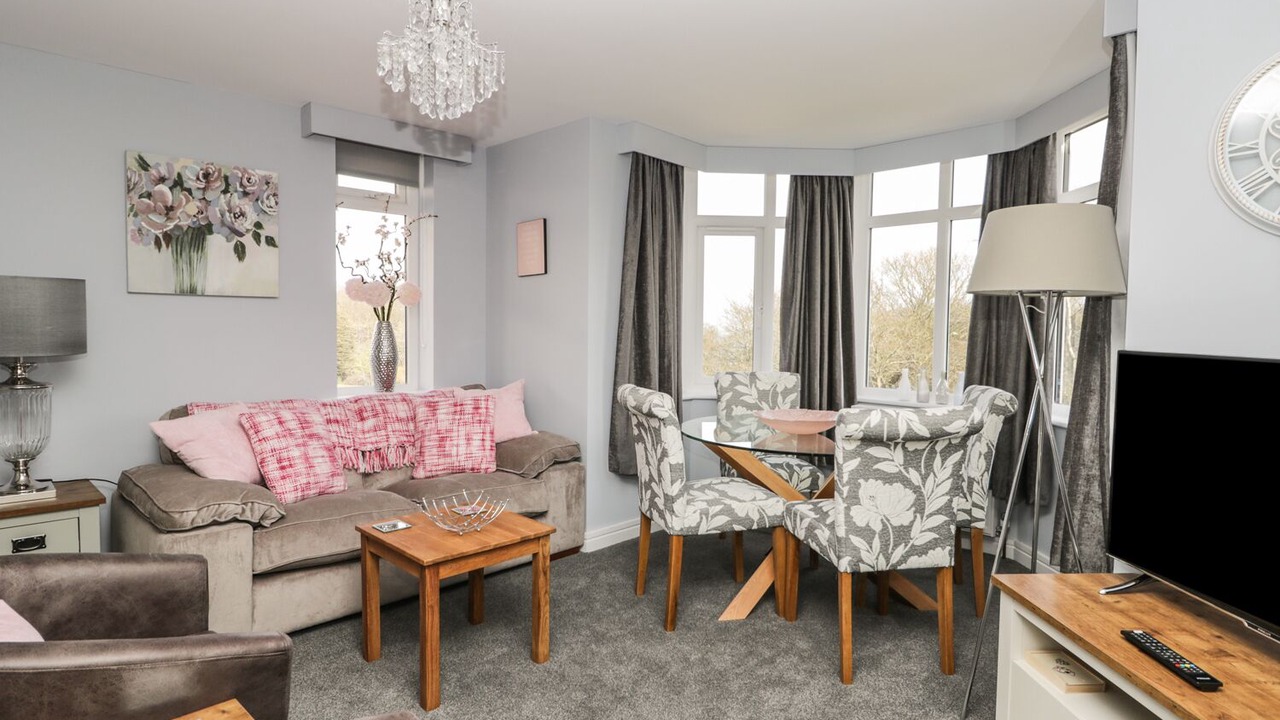 Photo of Livingroom in Scarborough