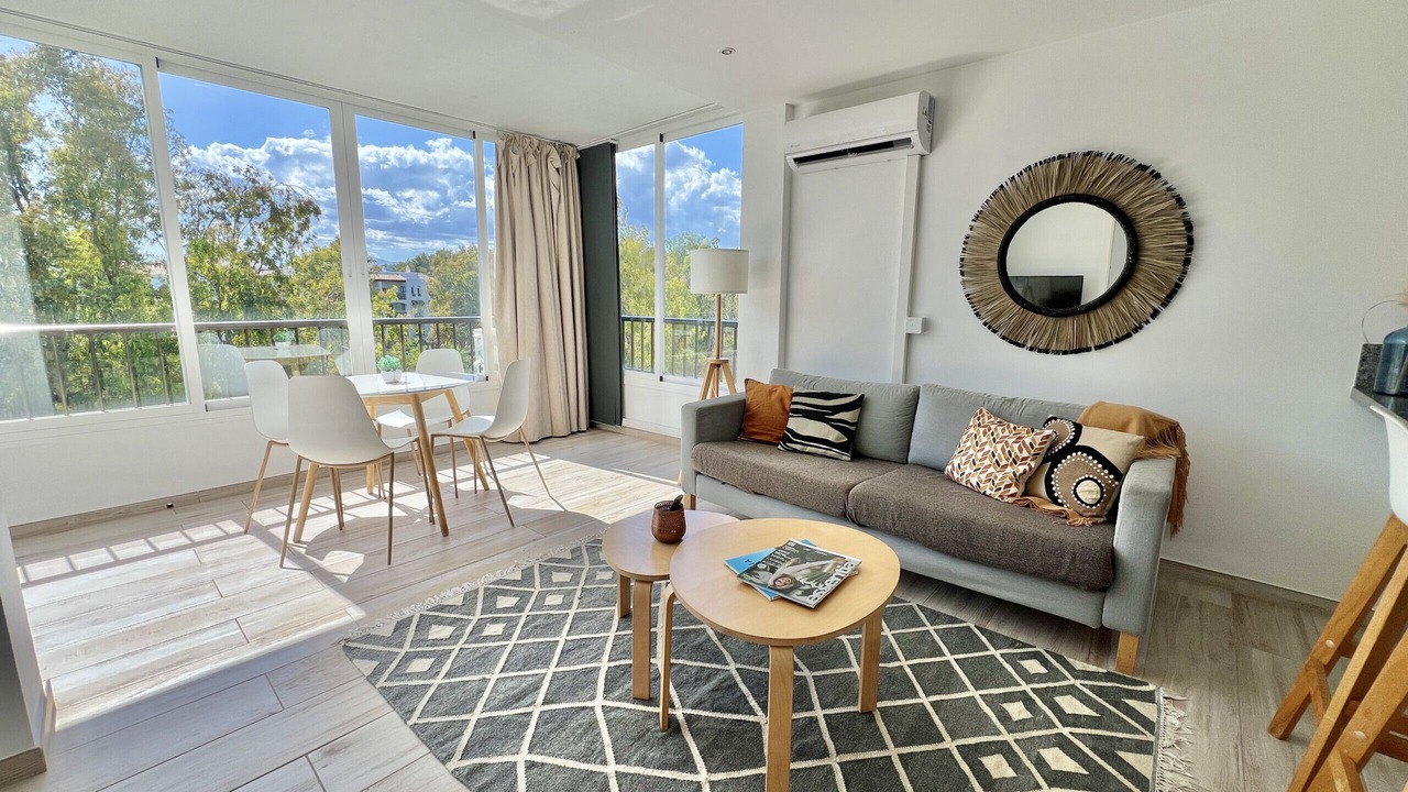 Photo of Livingroom in Golden Mile