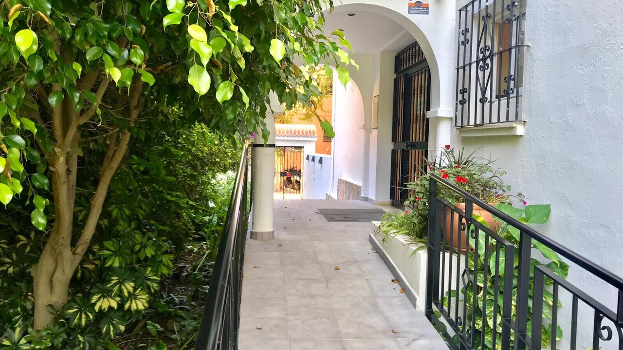 Photo of Outdoor in Golden Mile