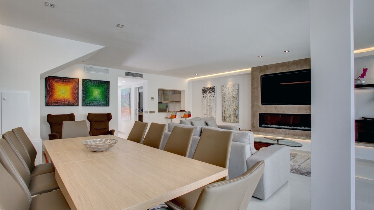 Photo of Livingroom in Golden Mile