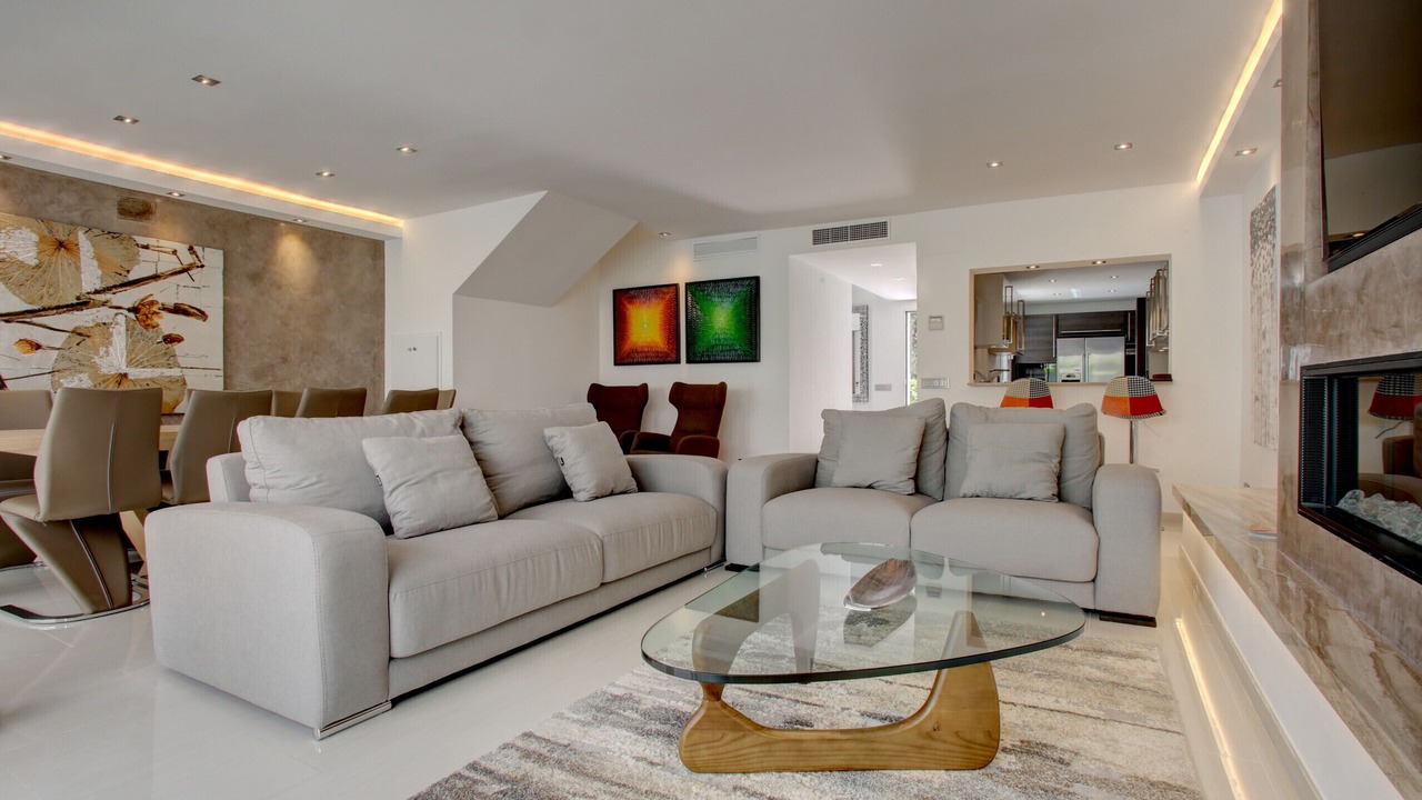 Photo of Livingroom in Golden Mile