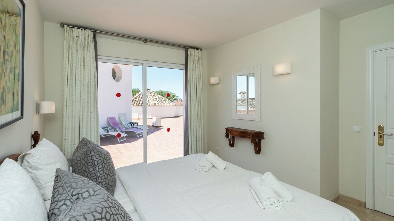 Photo of Bedroom in Nikki Beach