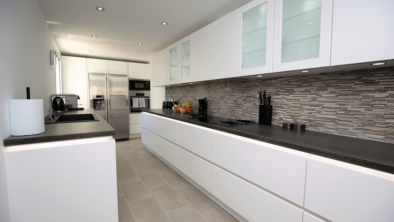Photo of Kitchen in Golden Mile