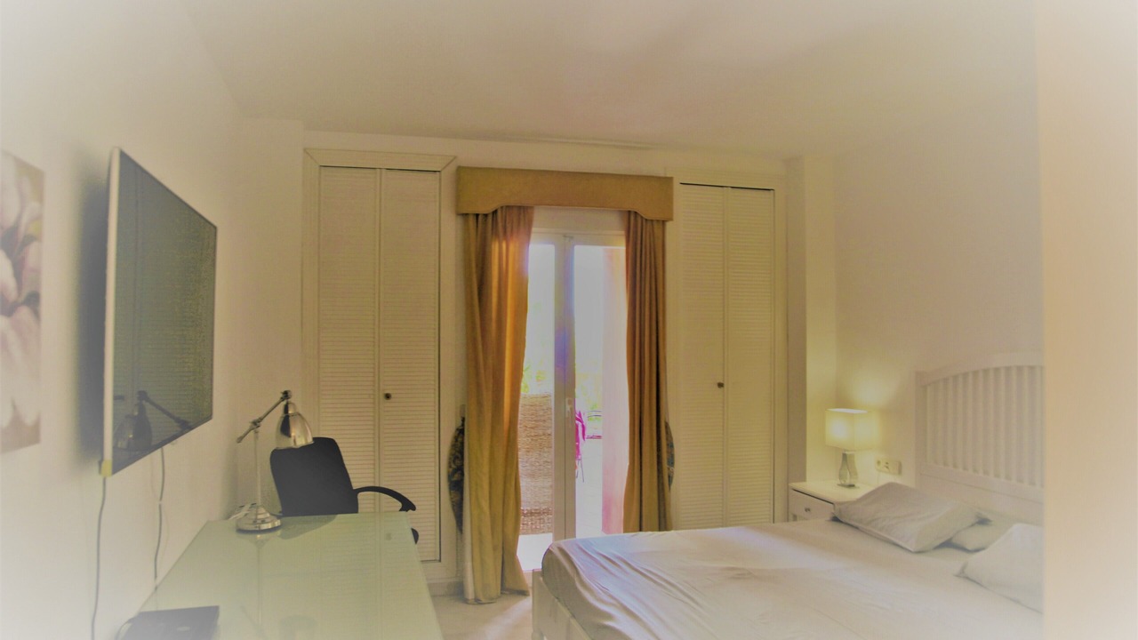 Photo of Bedroom in Nikki Beach