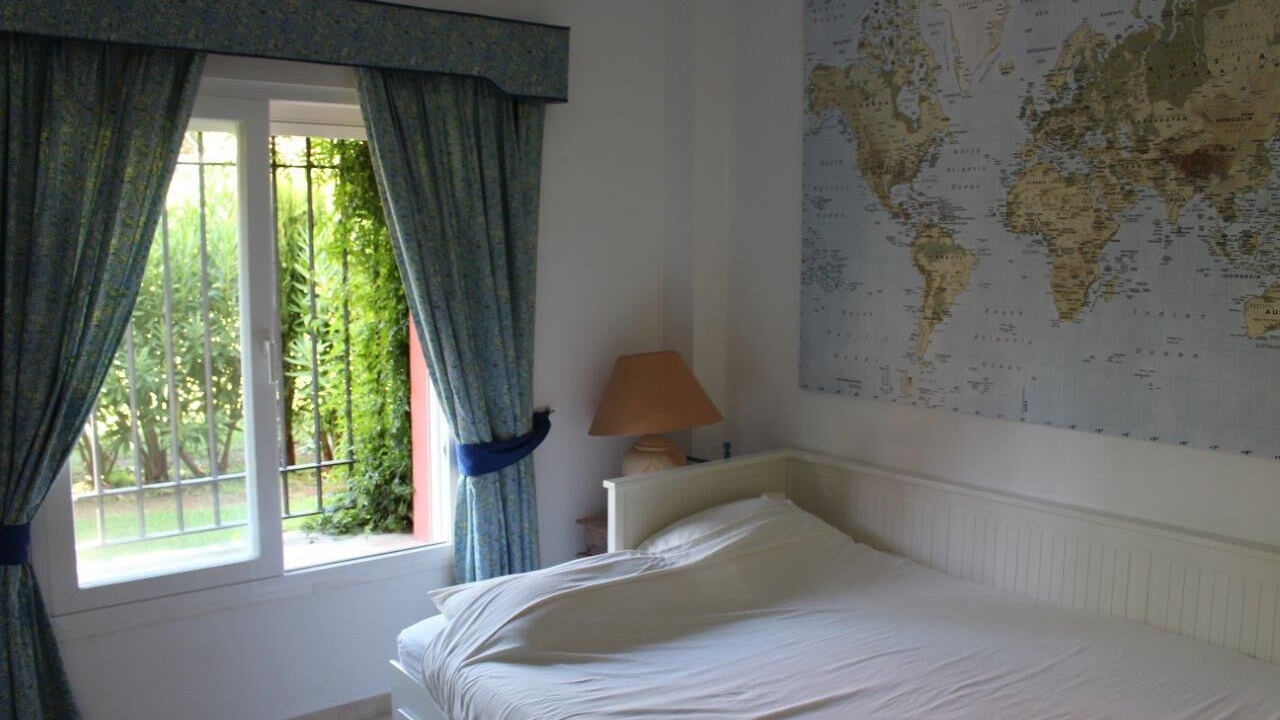 Photo of Bedroom in Nikki Beach