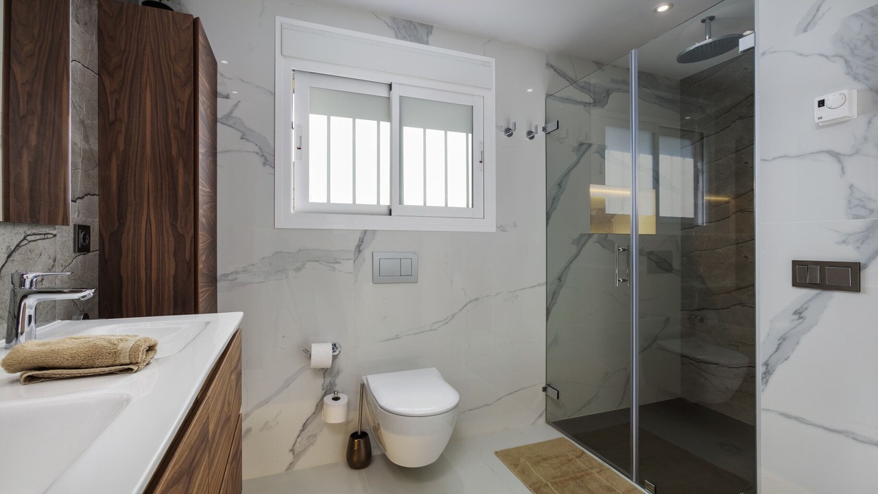 Photo of Bathroom in Golden Mile