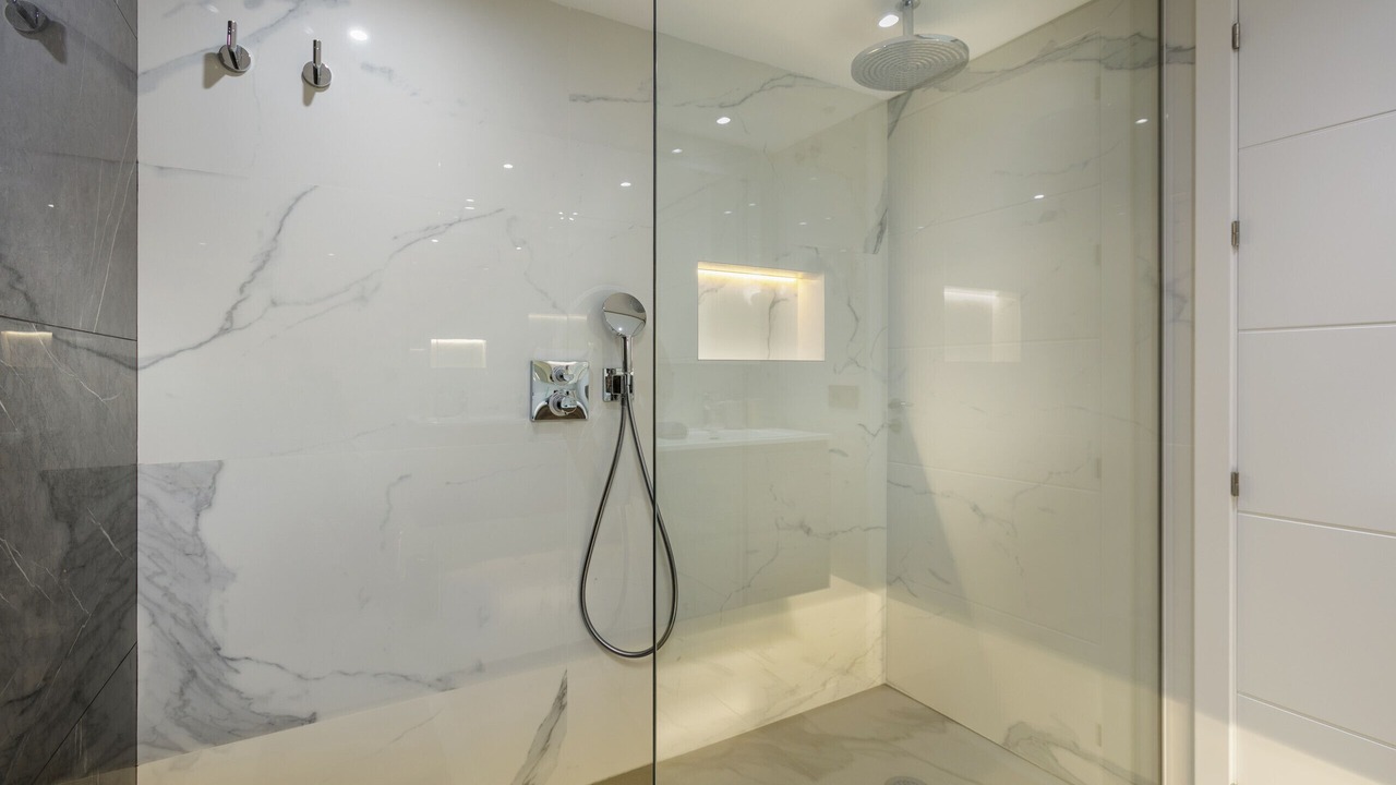 Photo of Bathroom in Golden Mile