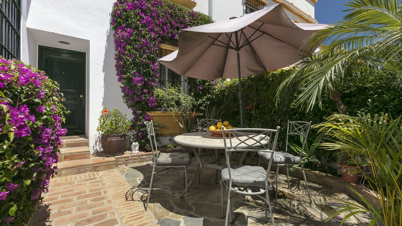 Photo of Outdoor in Golden Mile