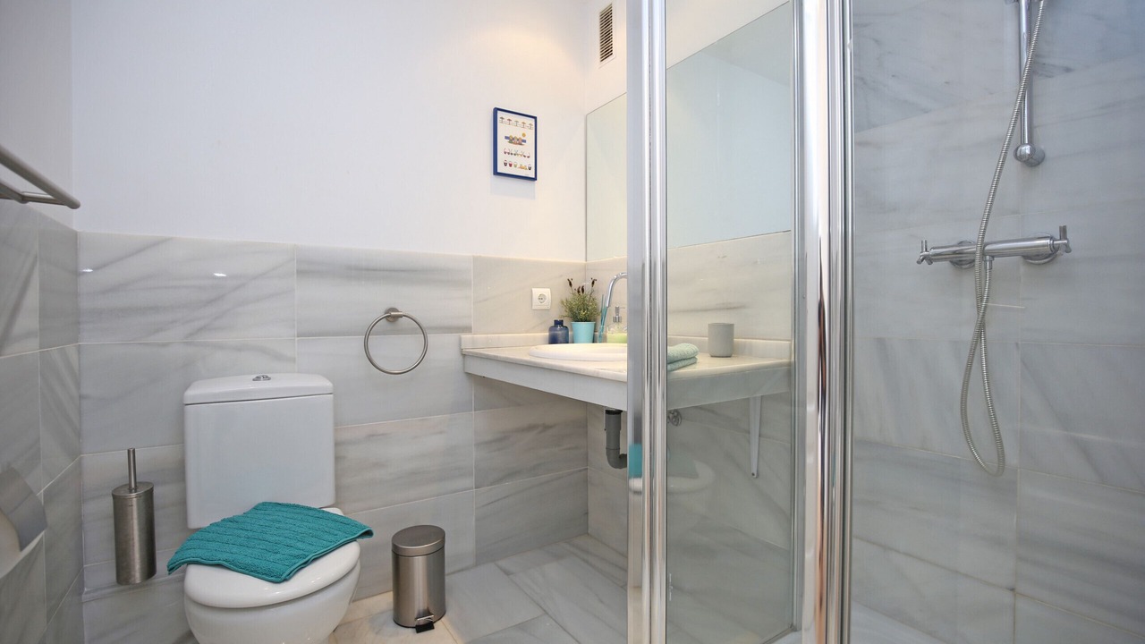 Photo of Bathroom in Golden Mile