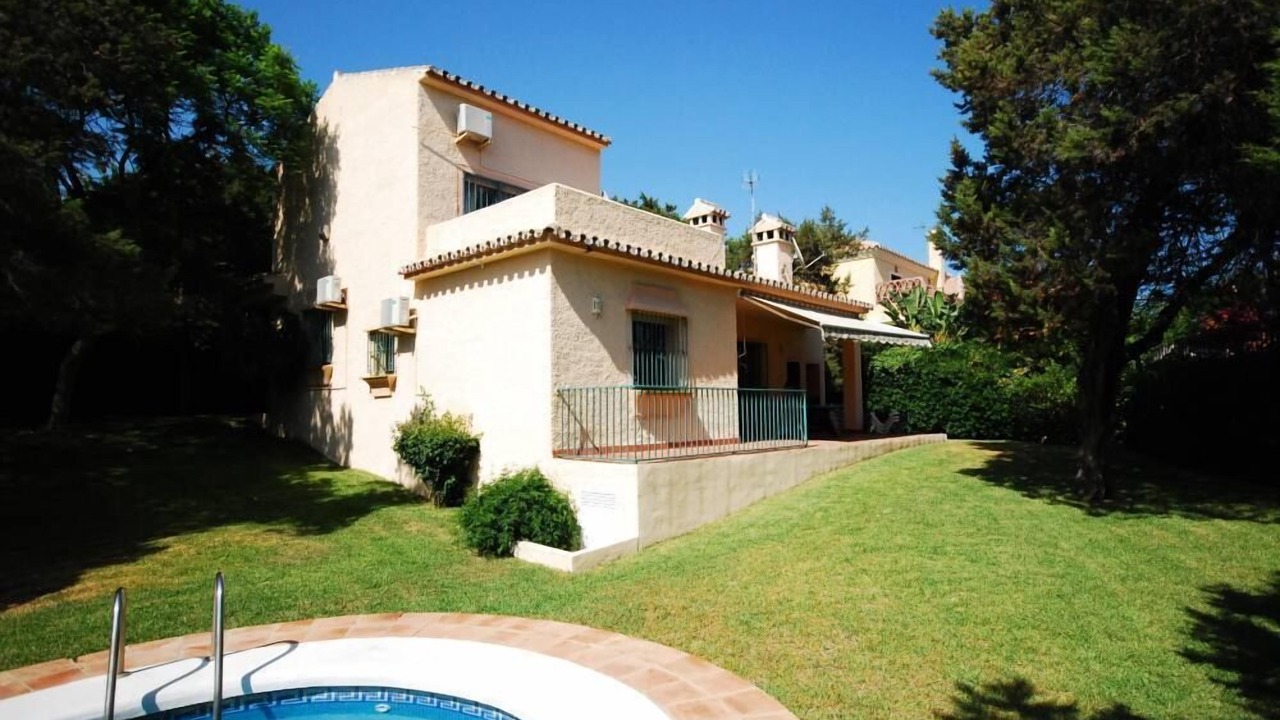 Photo of Outdoor in Urbanizacion Pinos Verdes