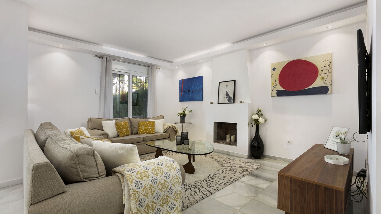 Photo of Livingroom in Golden Mile