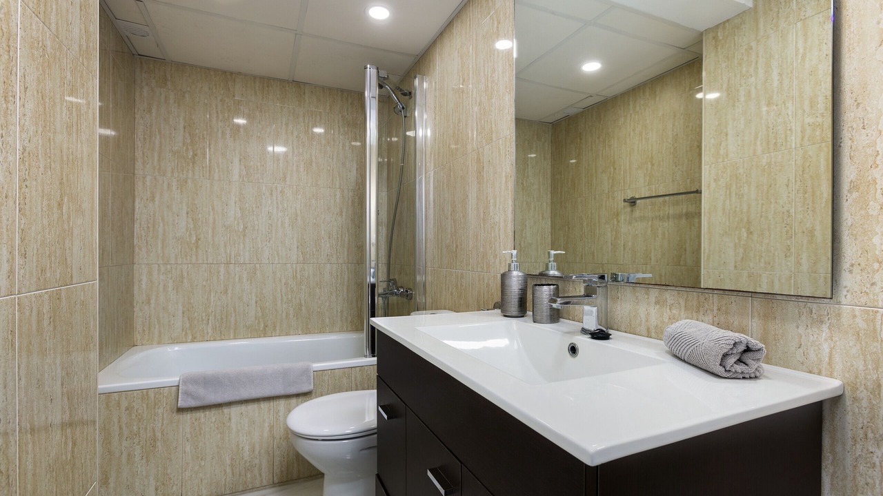 Photo of Bathroom in Golden Mile