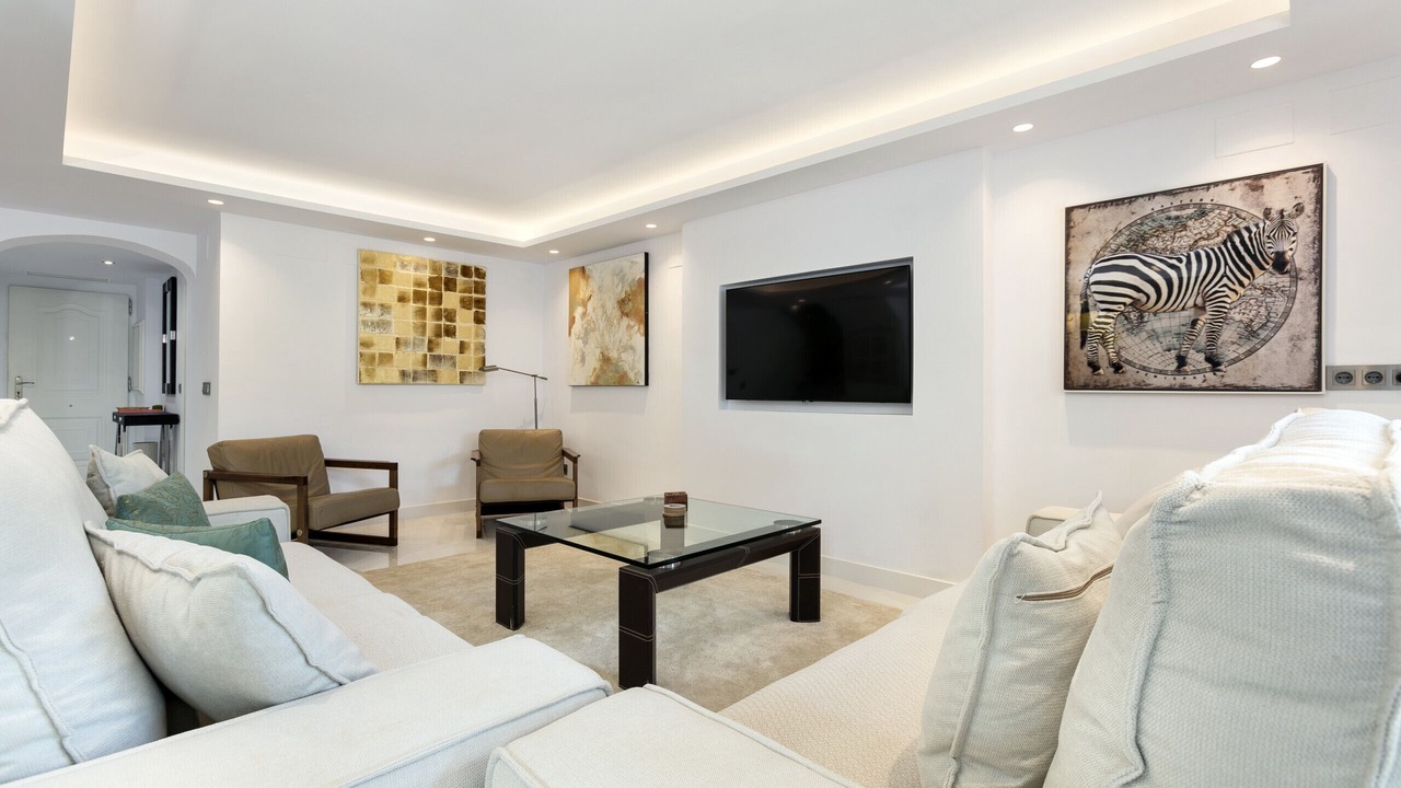 Photo of Livingroom in Golden Mile