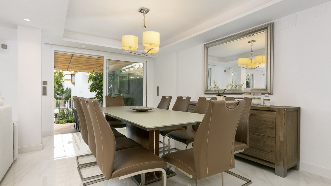 Photo of Livingroom in Golden Mile
