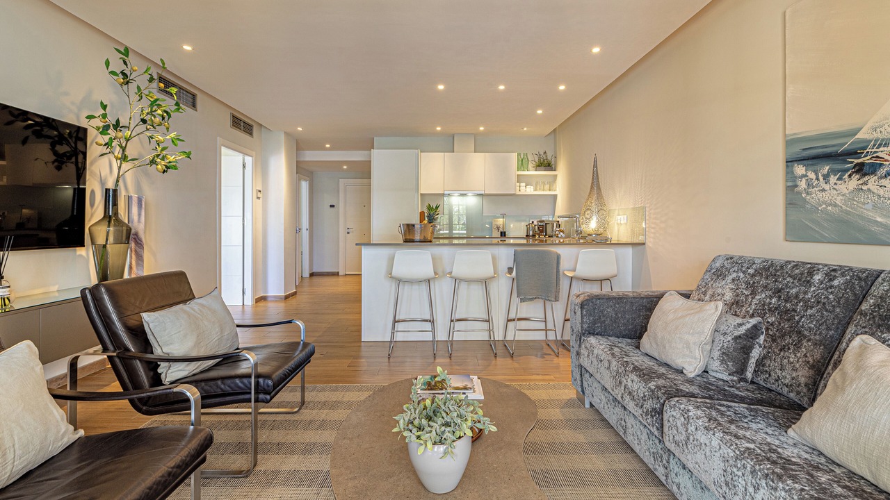 Photo of Livingroom in Golden Mile