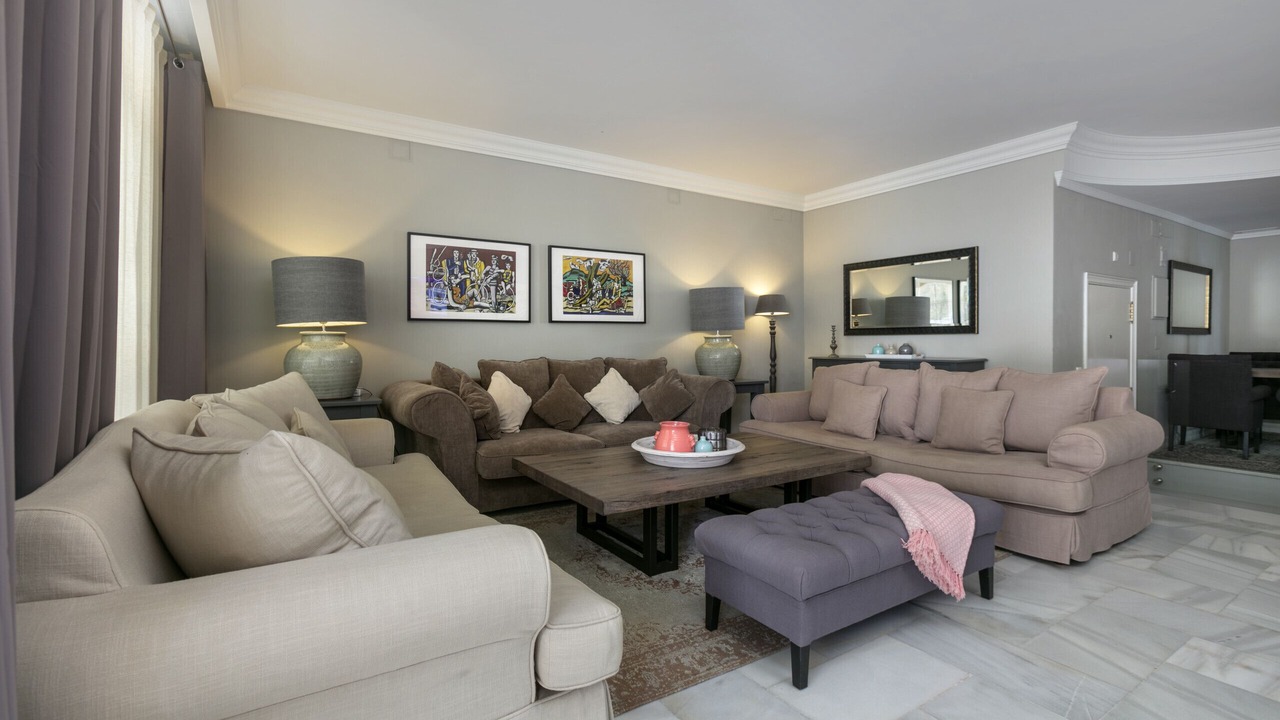 Photo of Livingroom in Golden Mile